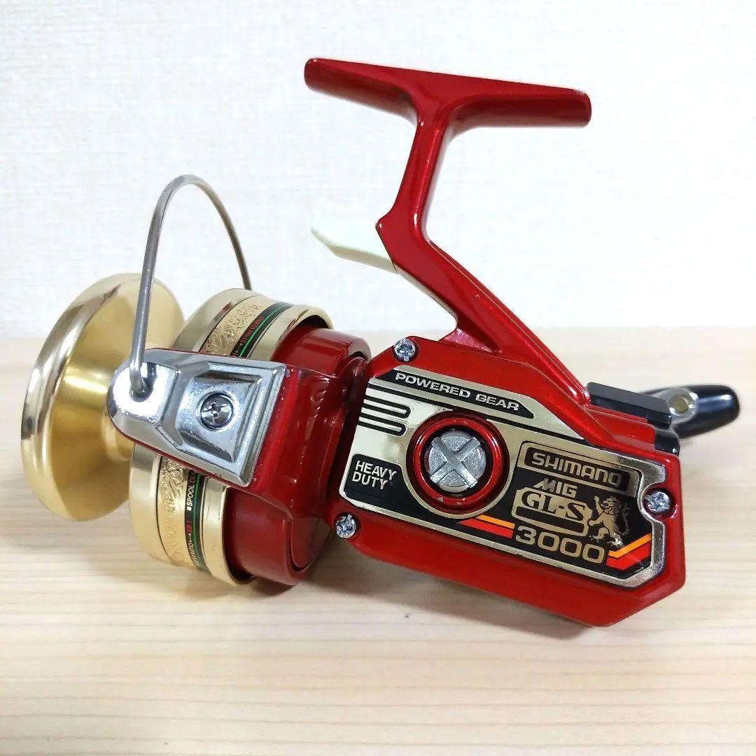 シマノ　ミグ3000　中型スピニングリール