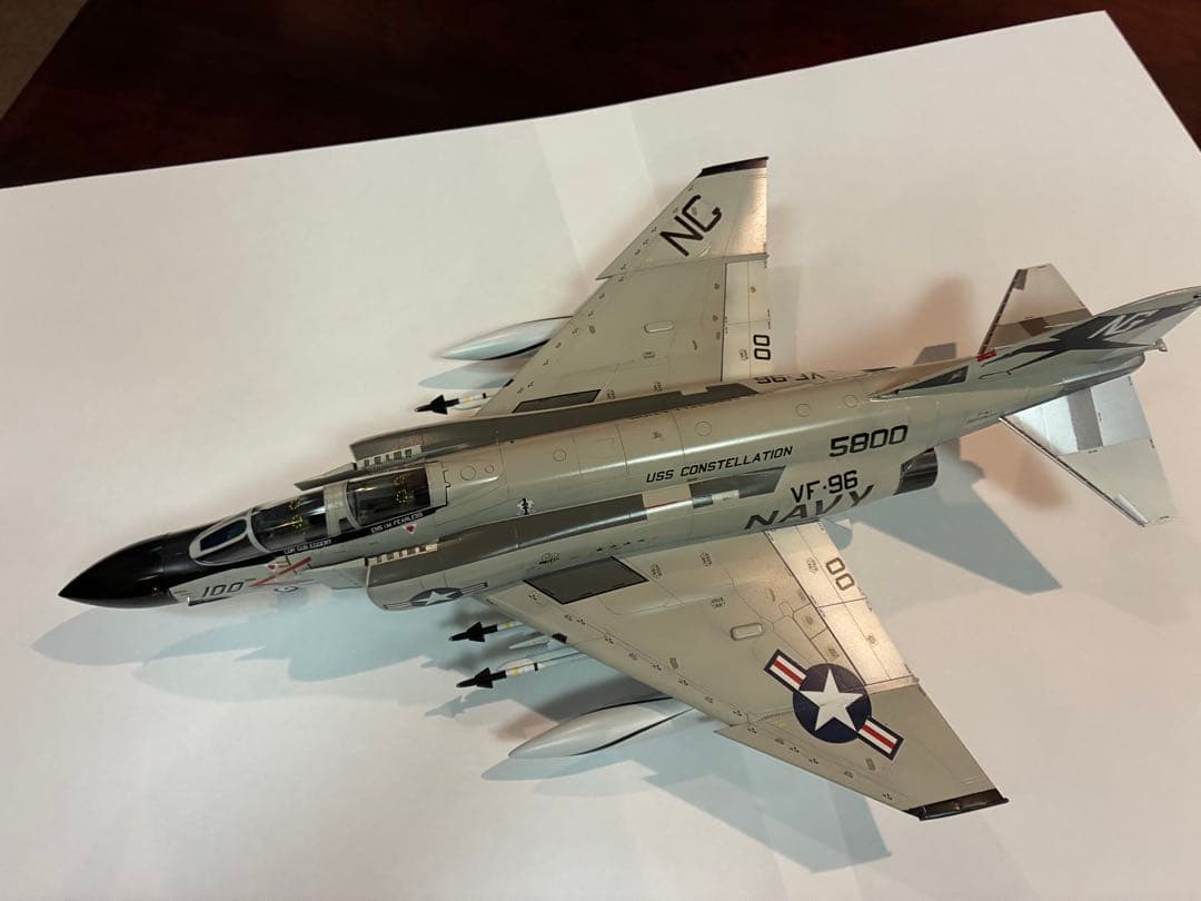 飛行機模型完成品　1/48 ハセガワ　 F4J ファントム　ショータイム100