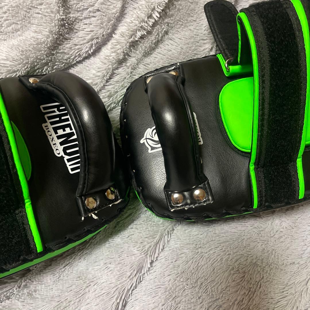 【使用3回・極美品】Phenom（フェノム）キックミット PHFM7 左右ペア