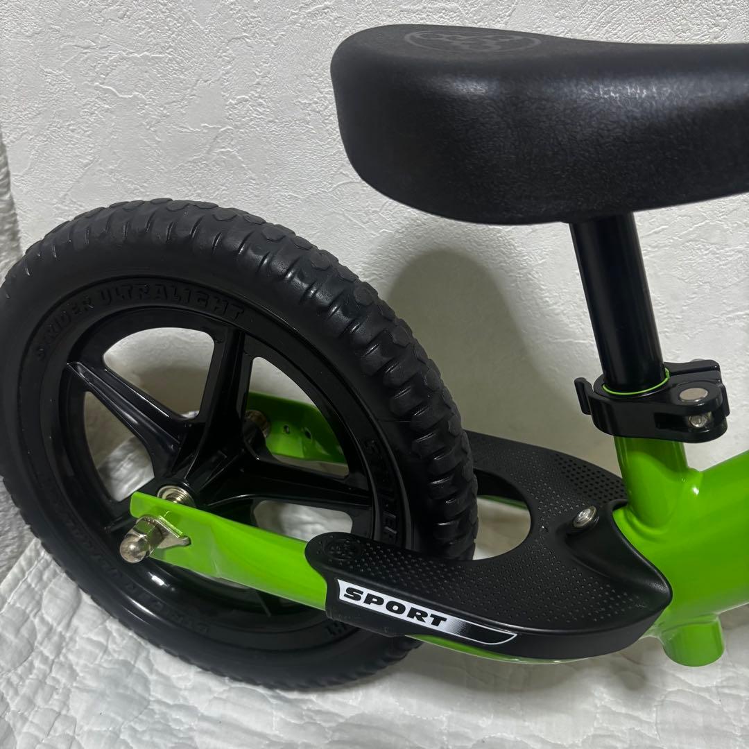 【美品】ストライダー スポーツモデル SPORT 12インチ グリーン