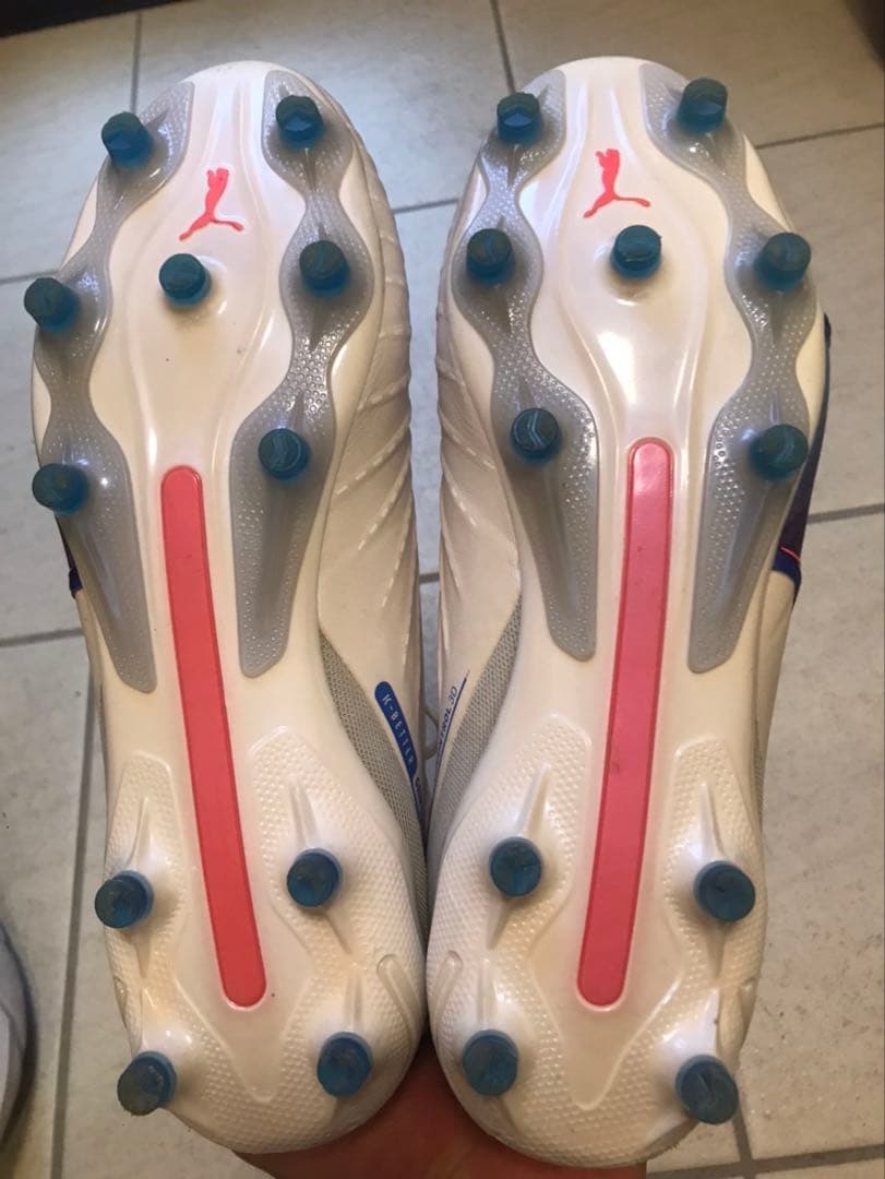 PUMA キング　アルティメットFG/AG 26cm