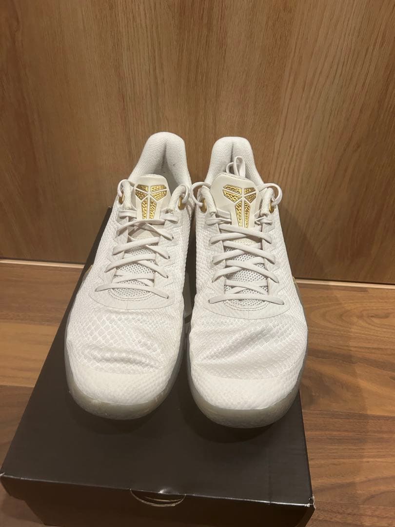 シューズ(男性用) NIKE MAMBA FOCUS