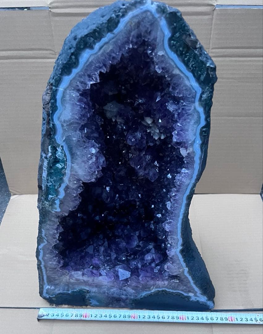 リ*ガ様 天然石 アメジストドーム　産地不明　 約50-60kg紫水晶　引取り限