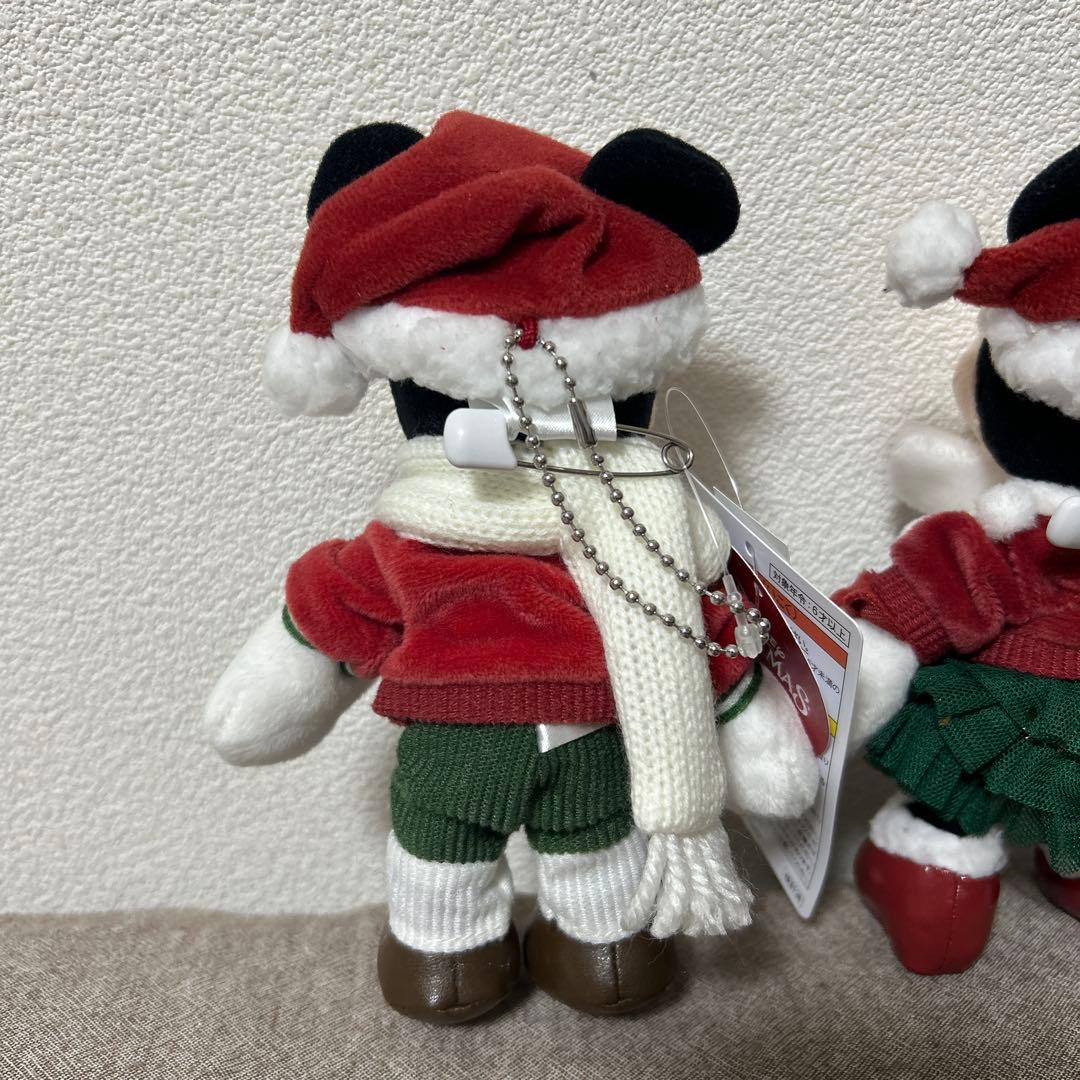 【新品タグ付き】ミッキー　ミニー　ディズニー　クリスマス　ぬいぐるみバッジ