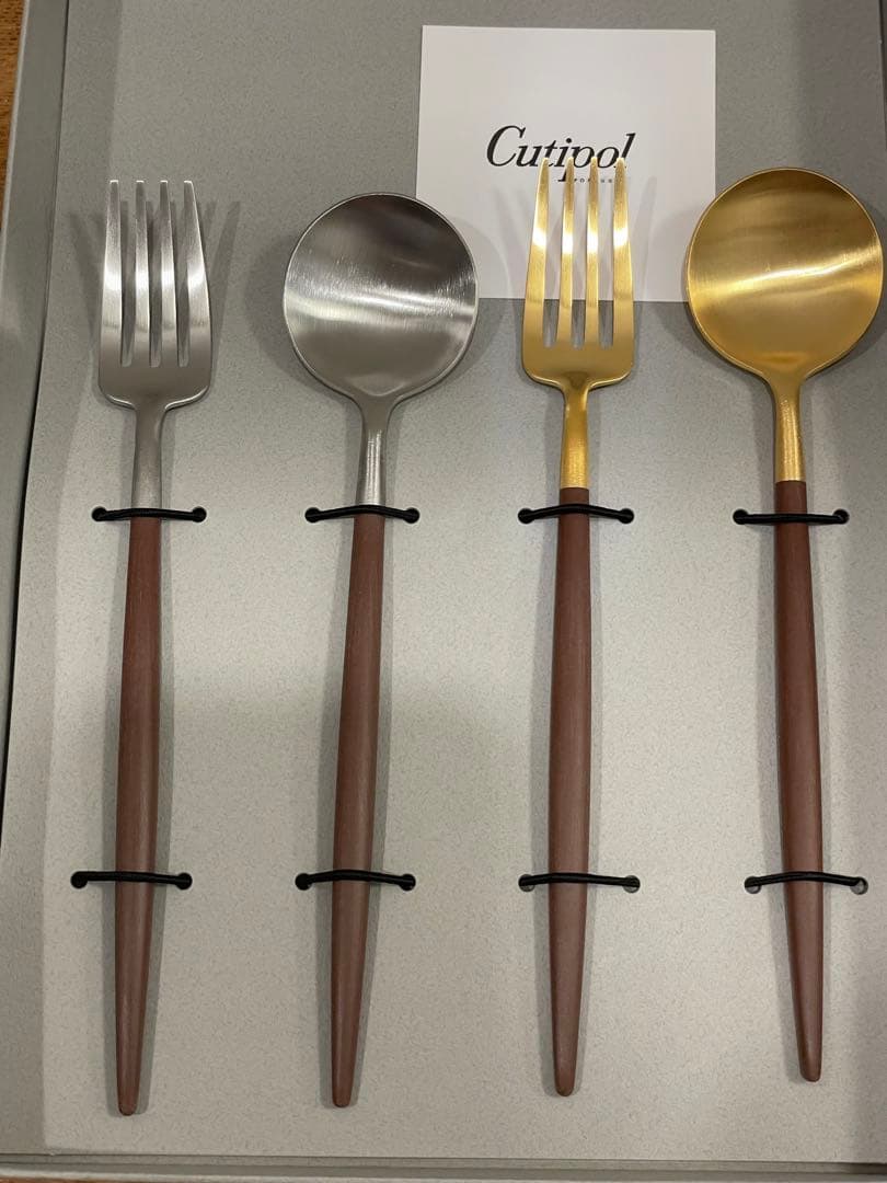 【新品未使用】Cutipol ゴア デザート4本セット（ブラウン）