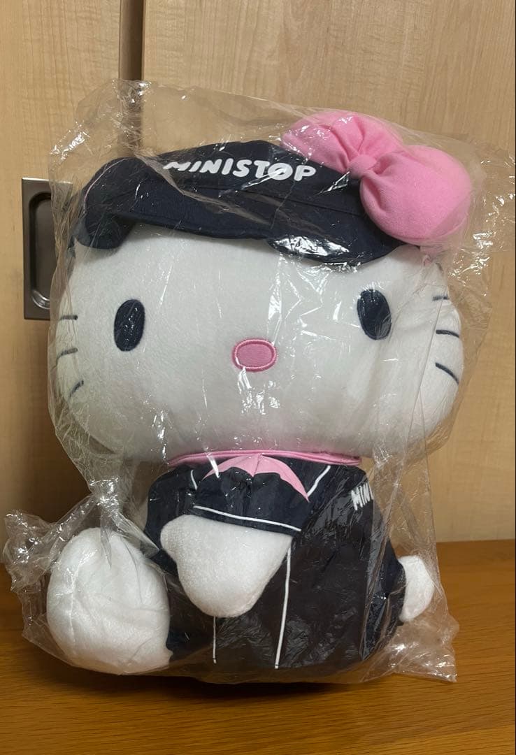非売品　レア　ミニストップ　ハローキティ　ぬいぐるみ　BIG