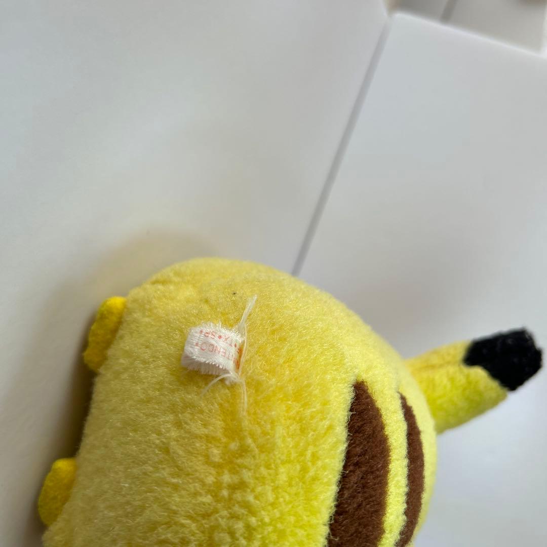 ピカチュウ初期ぬいぐるみ