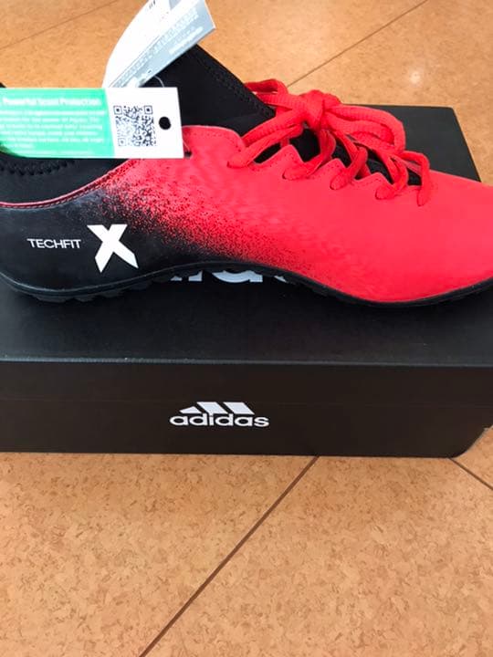 アディダス　サッカー　トレーニングジュース28.0㎝