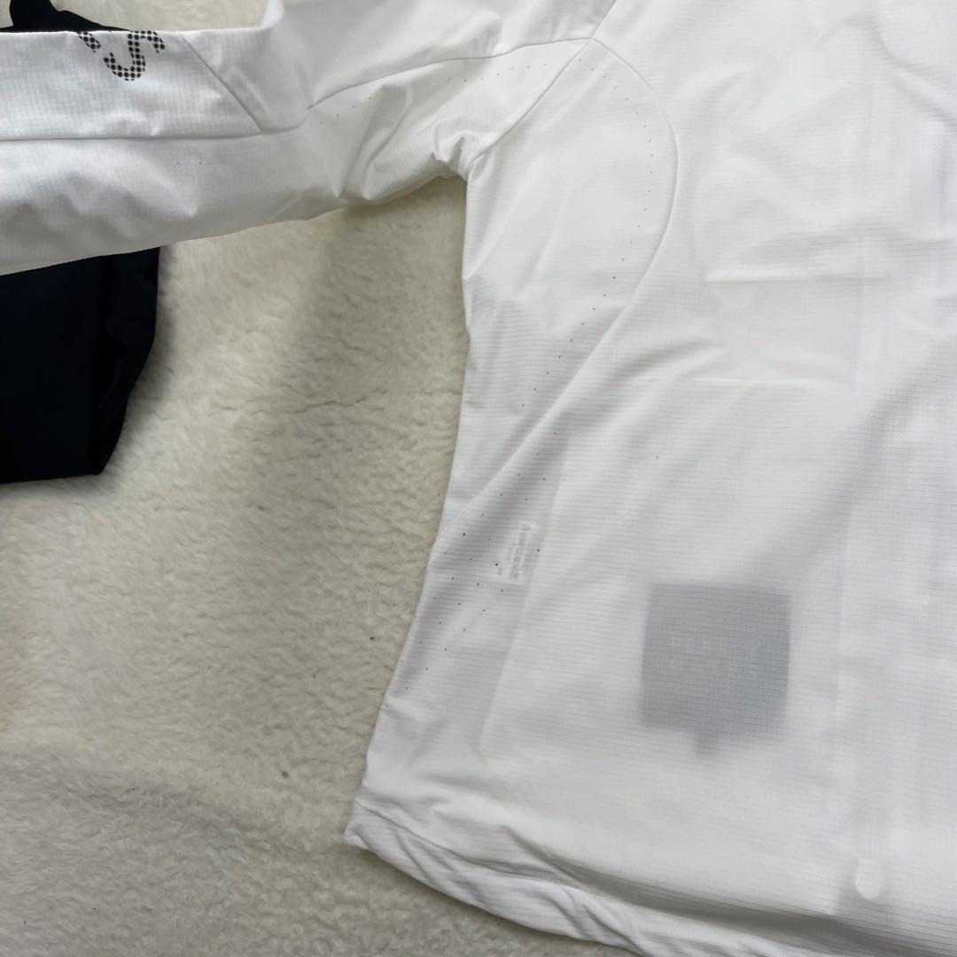 未使用級　PEARLY GATES 薄手　フード付きジャケット ホワイト　春夏