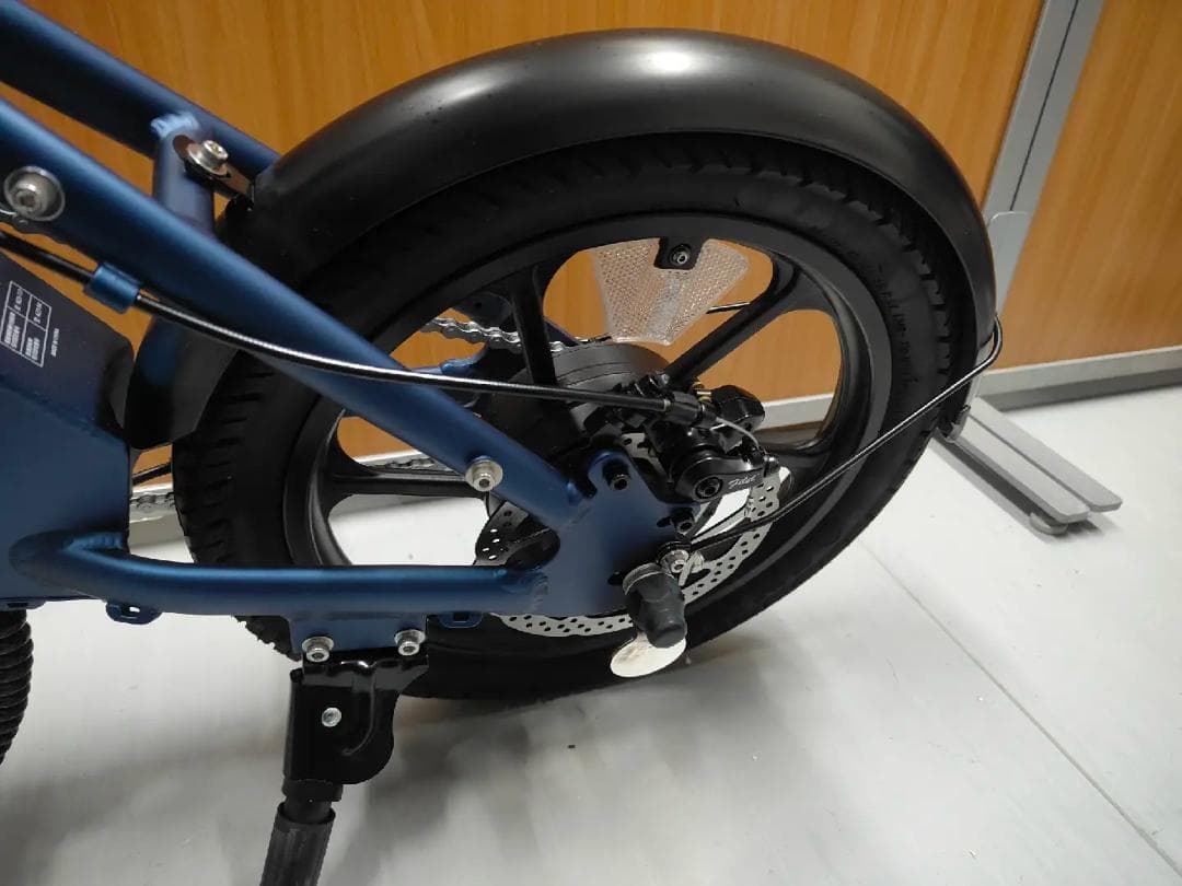 【在庫残りわずか！】電動アシスト自転車ERWAYA01 Liteネイビー
