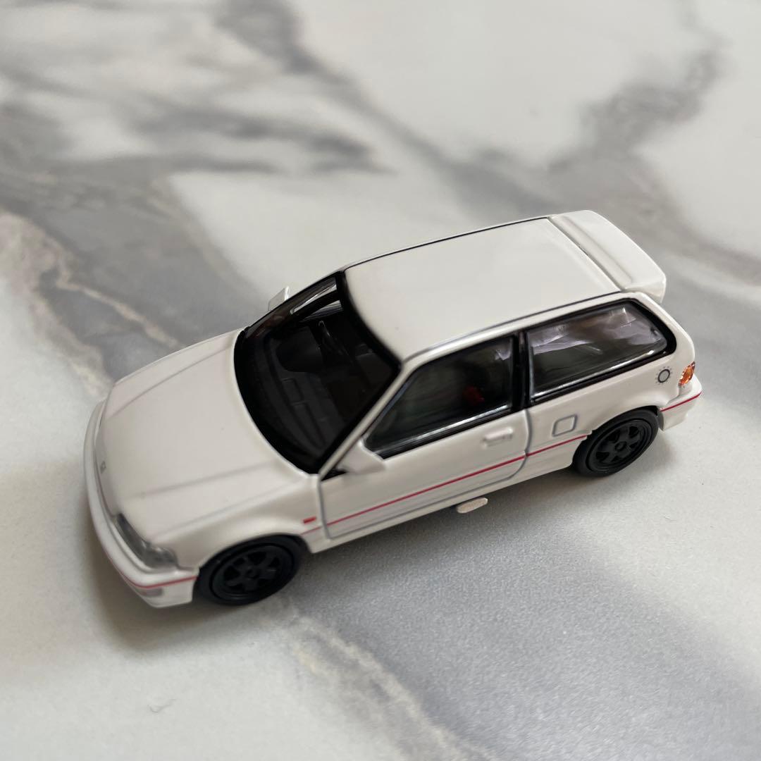 トミカリミテッドヴィンテージネオ　ホンダシビックSiR II EF9白　香港限定