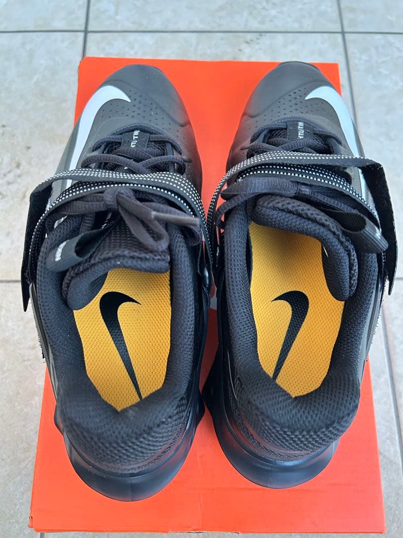 NIKE (ナイキ) Savaleos (サバレオス)重量挙げシューズ