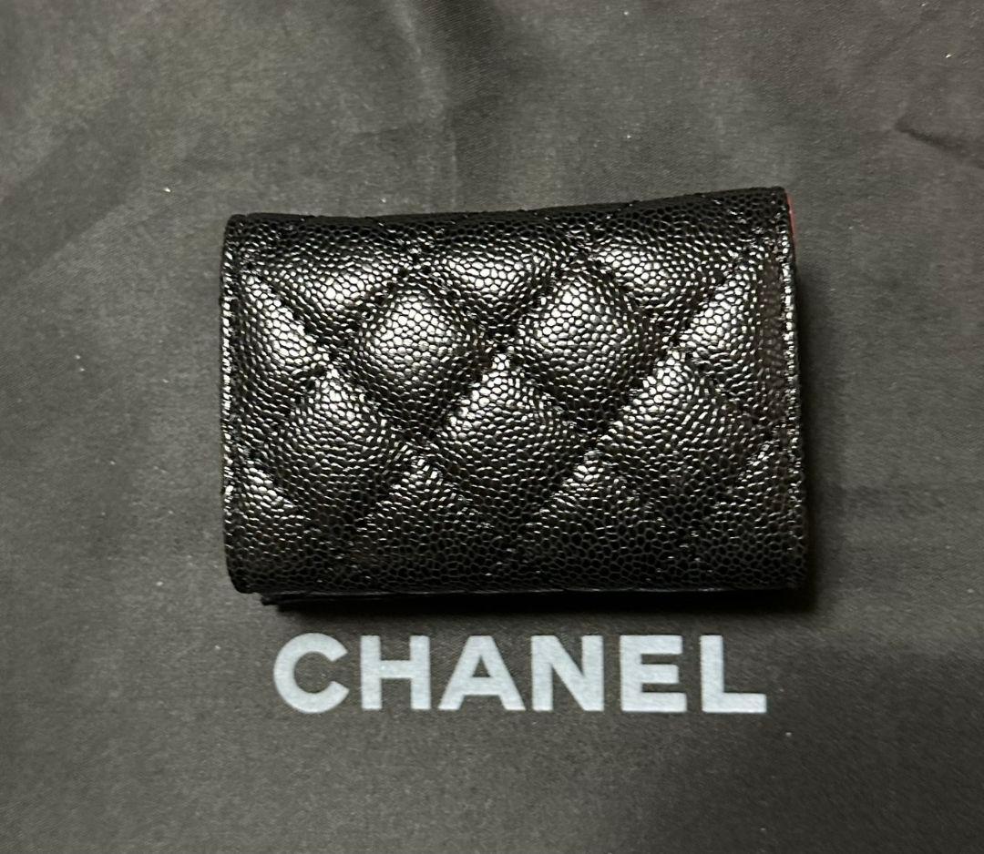CHANELノベルティキャビアスキンレザー コンパクト財布ブラック