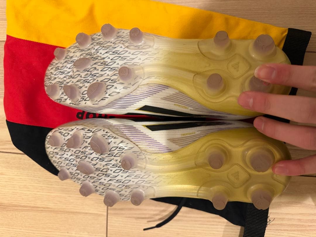 adidas F50エリート
