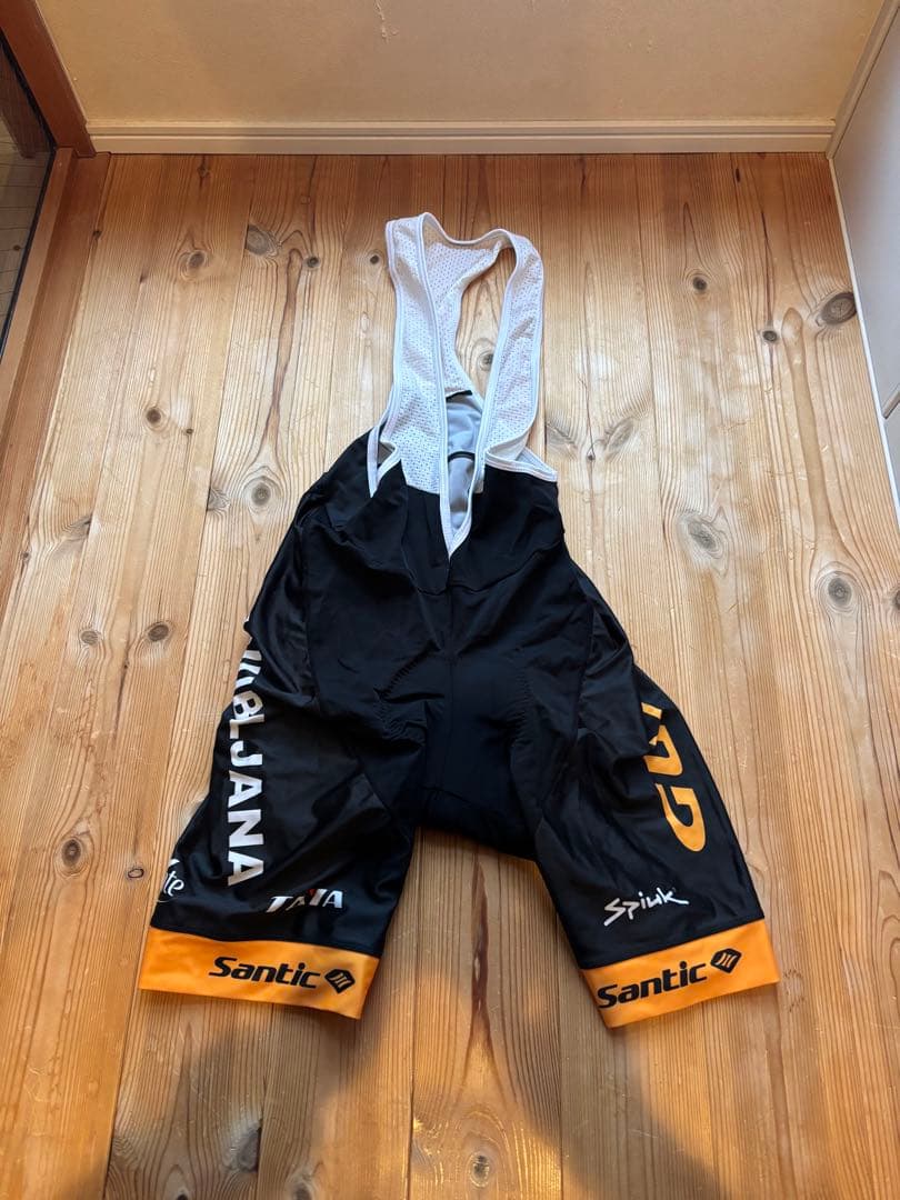 Santic Ljubljana Gusto レプリカジャージ上下セット