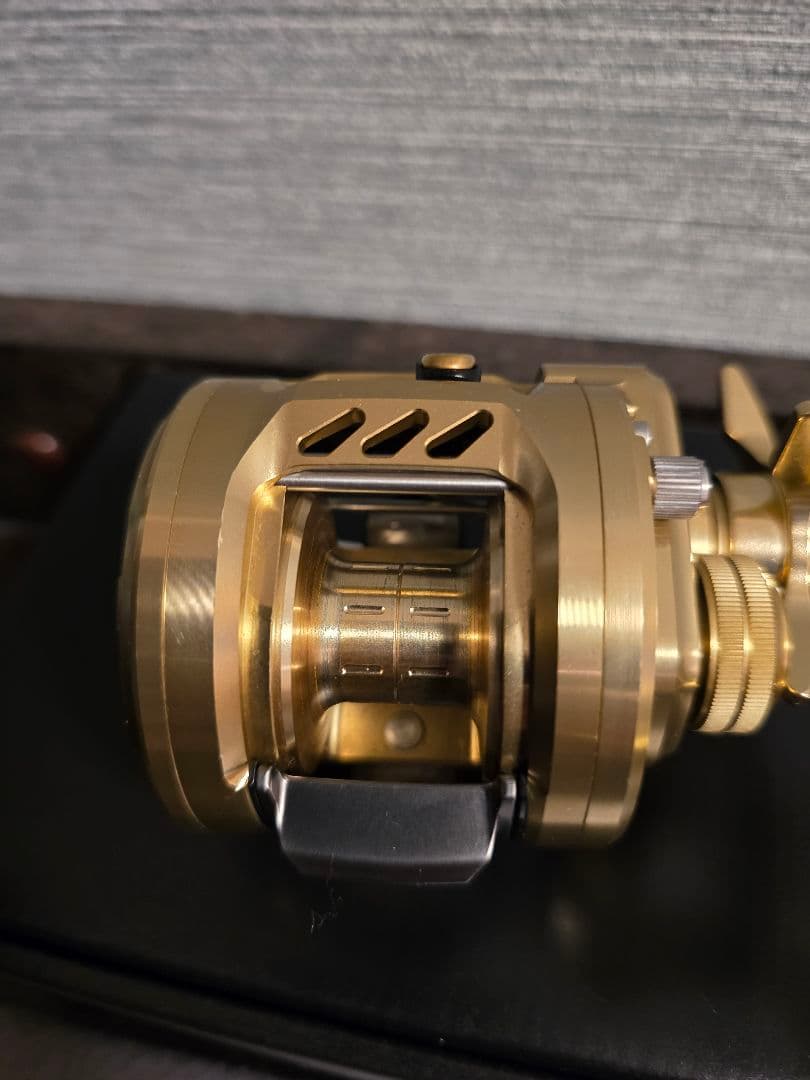 美品　DAIWA　バサラ　150