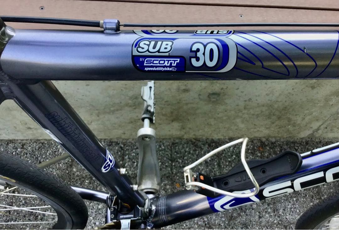 SCOTT SUB30 クロスバイク　26インチ　3✖️8 24段変速　東京