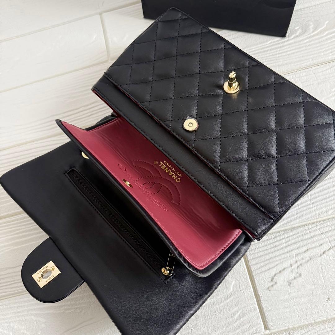 CHANEL シャネル　ノベルティ　チェーンバック　ゴールド