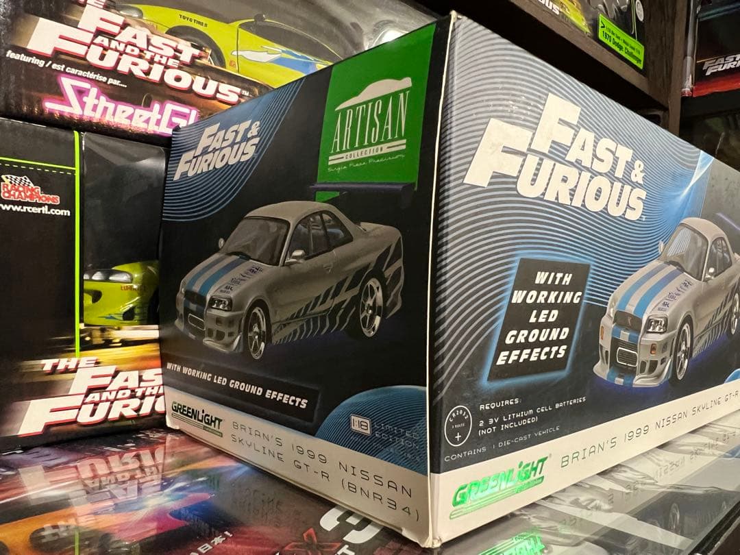 ミニカー FAST&FURIOUS NISSAN SKYLINE GT-R 1/18
