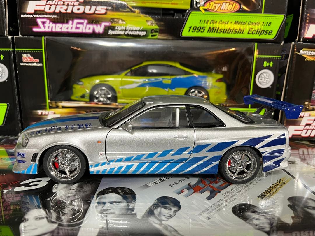ミニカー FAST&FURIOUS NISSAN SKYLINE GT-R 1/18