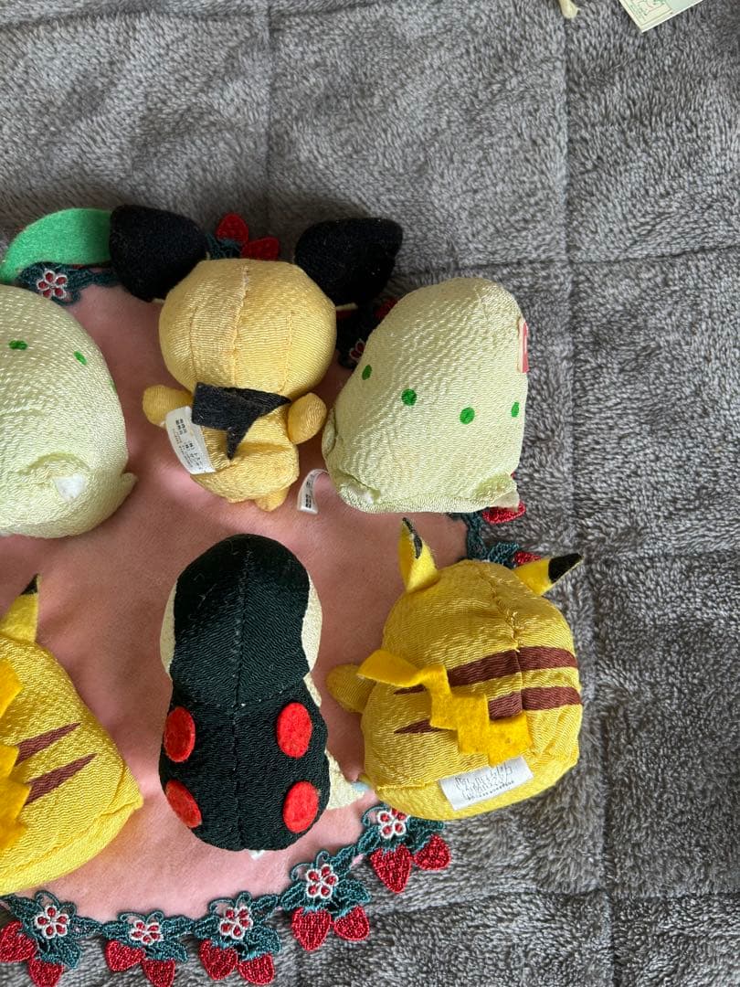 ポケモン　ちりめん　お手玉　ピカチュウ　チコリータ　ヒメグマ　マリル　ヒノアラシ