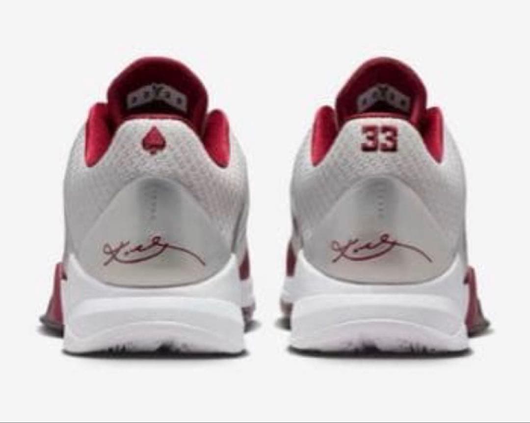 ズームコービー5 Nike バスケットボールシューズ シルバー/バーガンディ