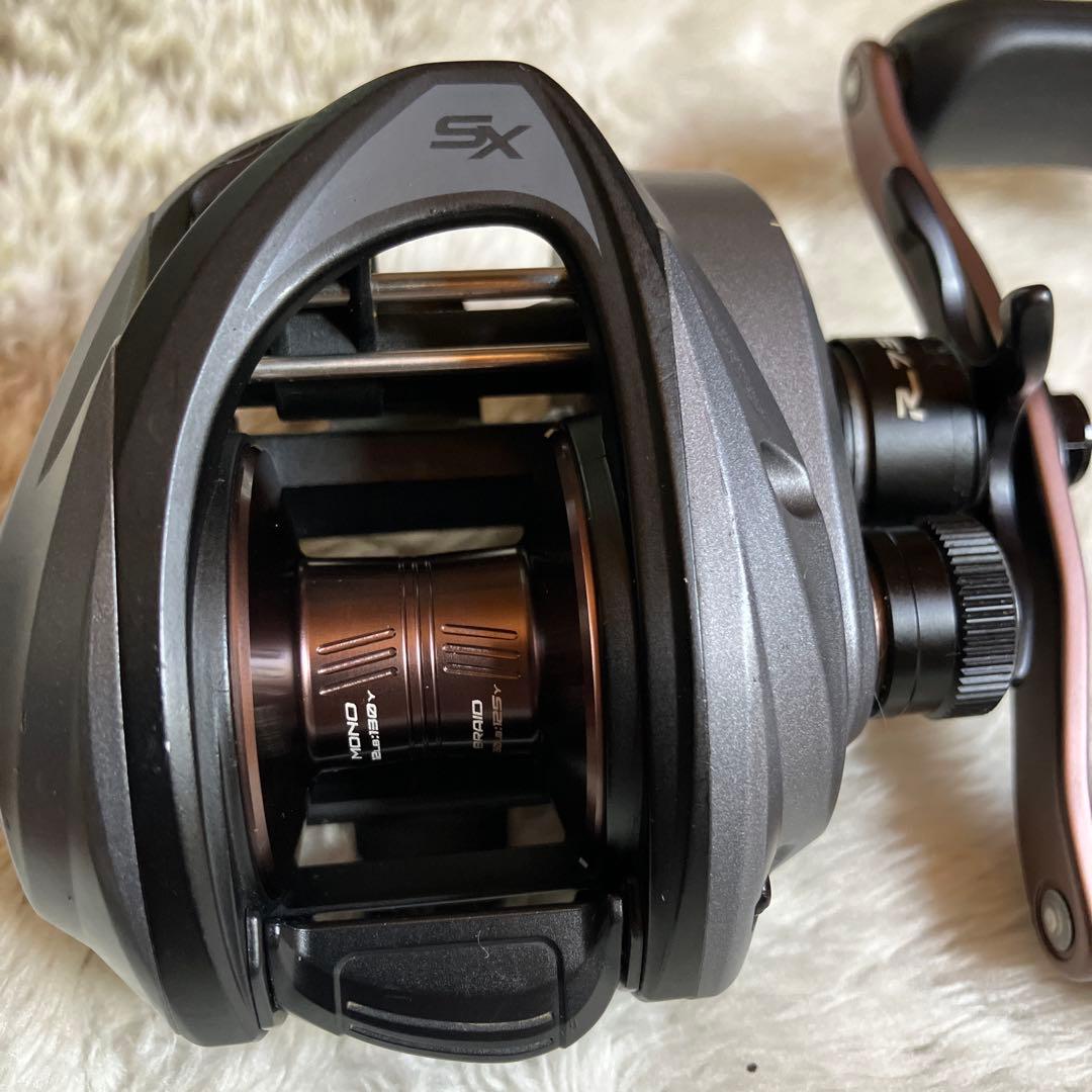 アブガルシアRevo5 SX 7.3:1 ハイギア右巻き