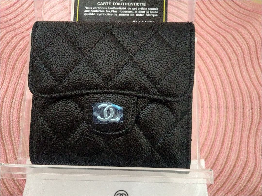 CHANEL 三つ折り財布(本革)♥31日限定値下げ29000→