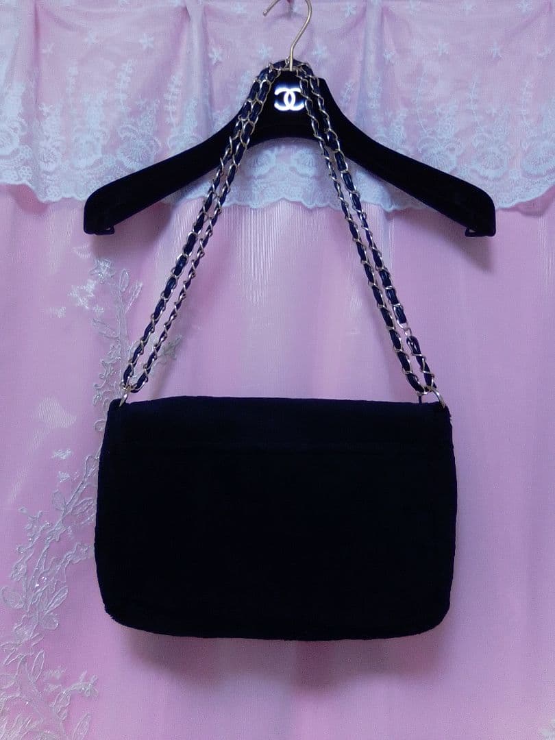 CHANEL ノベルティ ショルダーバッグ ブラックロゴ入り