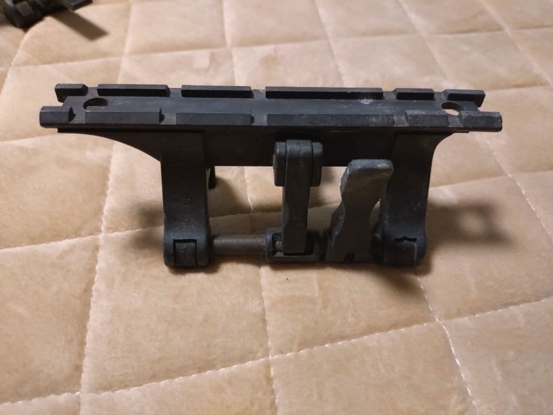 MGC製とマルイ製 G3MP5用クロウマウントセットスコープマウント？ 廃盤品
