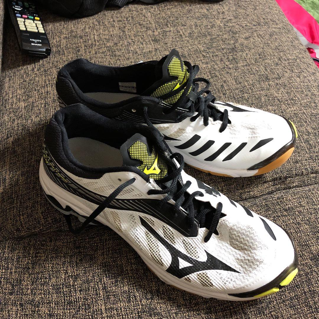 MIZUNOバレーシューズ