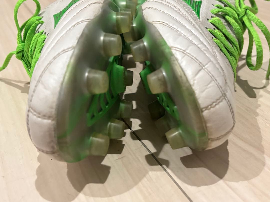 モレリアネオIV β JAPAN(サッカー／フットボール)希少サイズ23cm