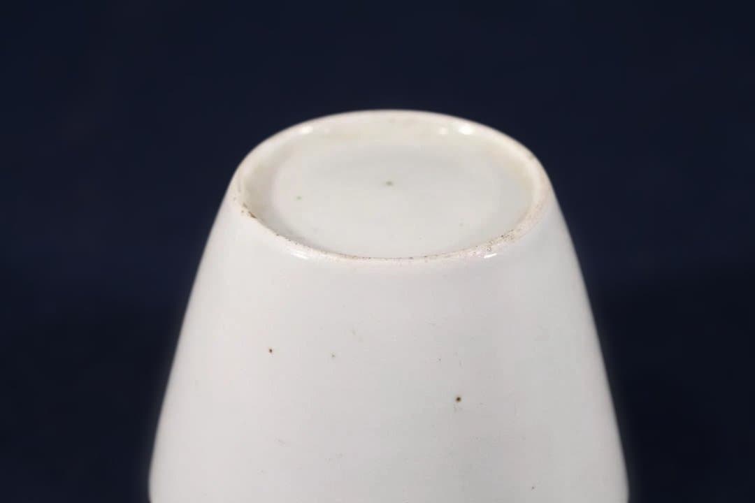 703　古伊万里大振白磁蕎麦猪口　江戸中期