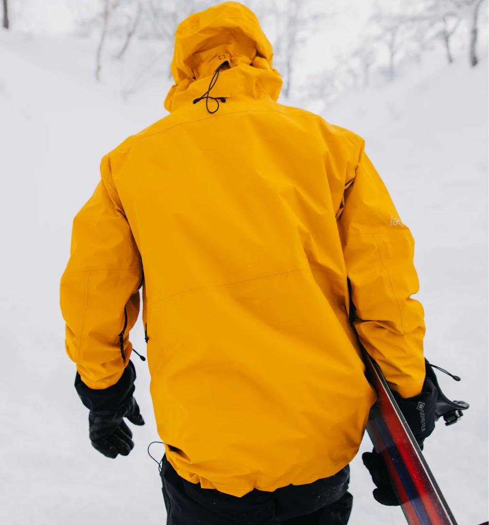 Burton [ak] スノーボードジャケット、ビブパンツ　Mサイズセットアップ