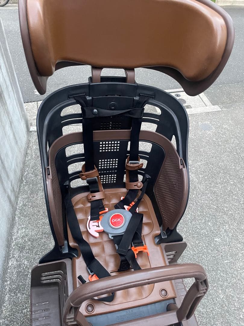 【手渡し希望】パナソニック 子供乗せ電動自転車 ギュット gyutto充電器付