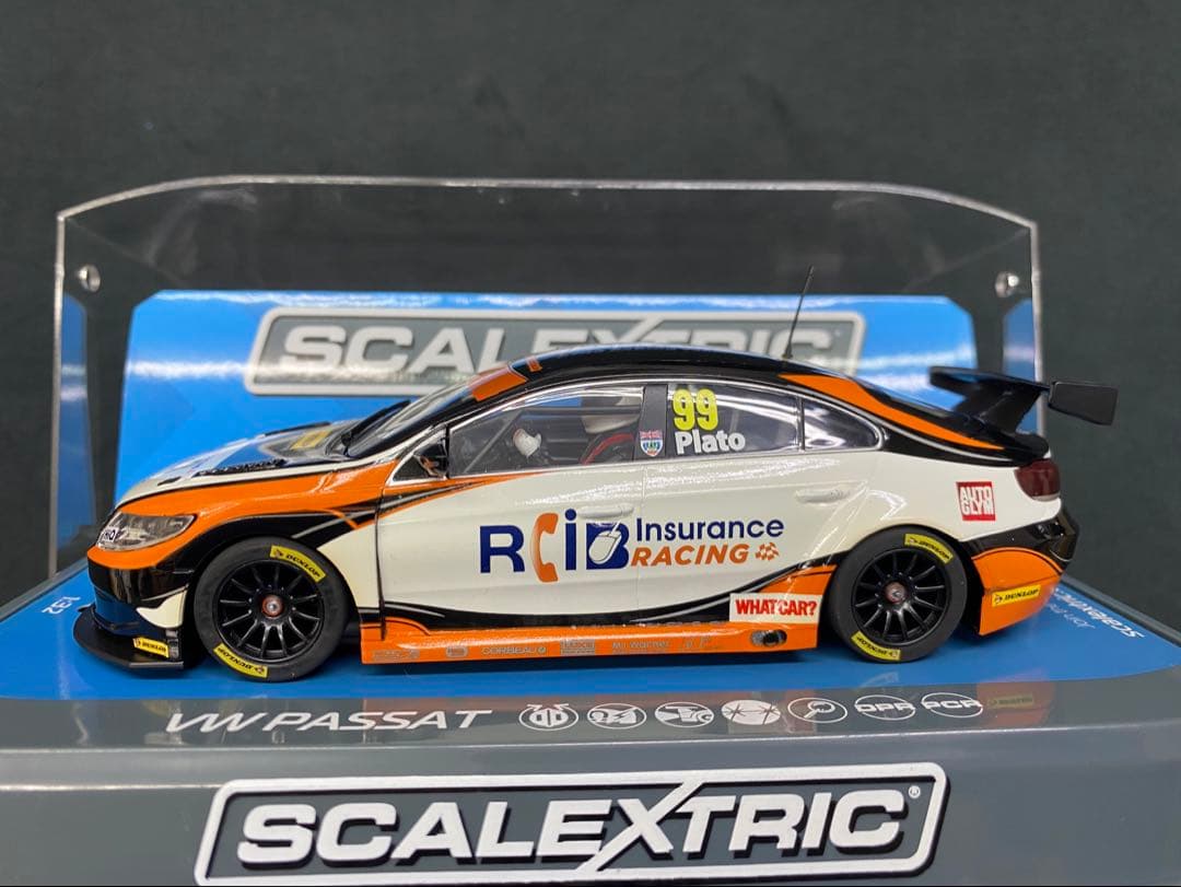 フォルクスワーゲンVW PASSAT パサート1/32 スロットカー
