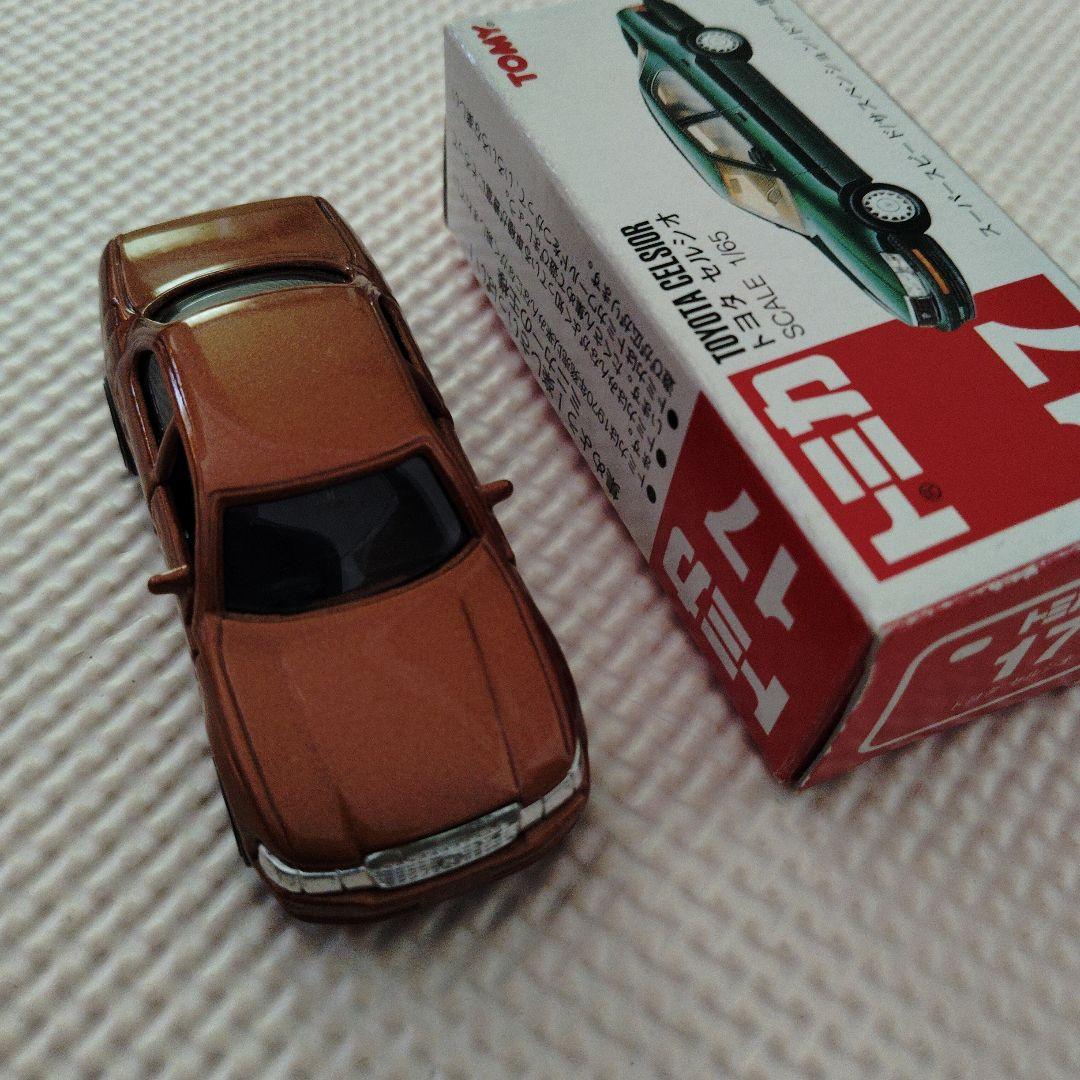 トミカ 17 トヨタ セルシオ