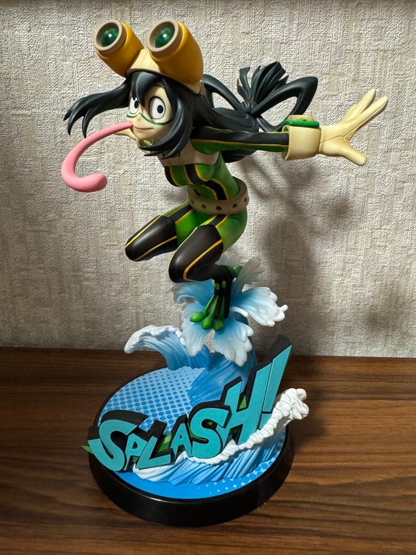 ベルファイン　蛙吹梅雨　フィギュア　ヒーロースーツ　ヒロアカ　僕のヒーロー