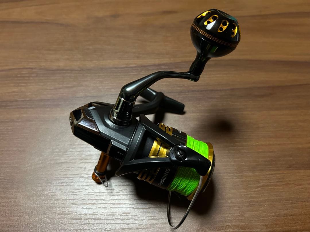 【美品】22サハラ 4000XG ゴメクサスリールスタンド、ハンドルノブ交換済
