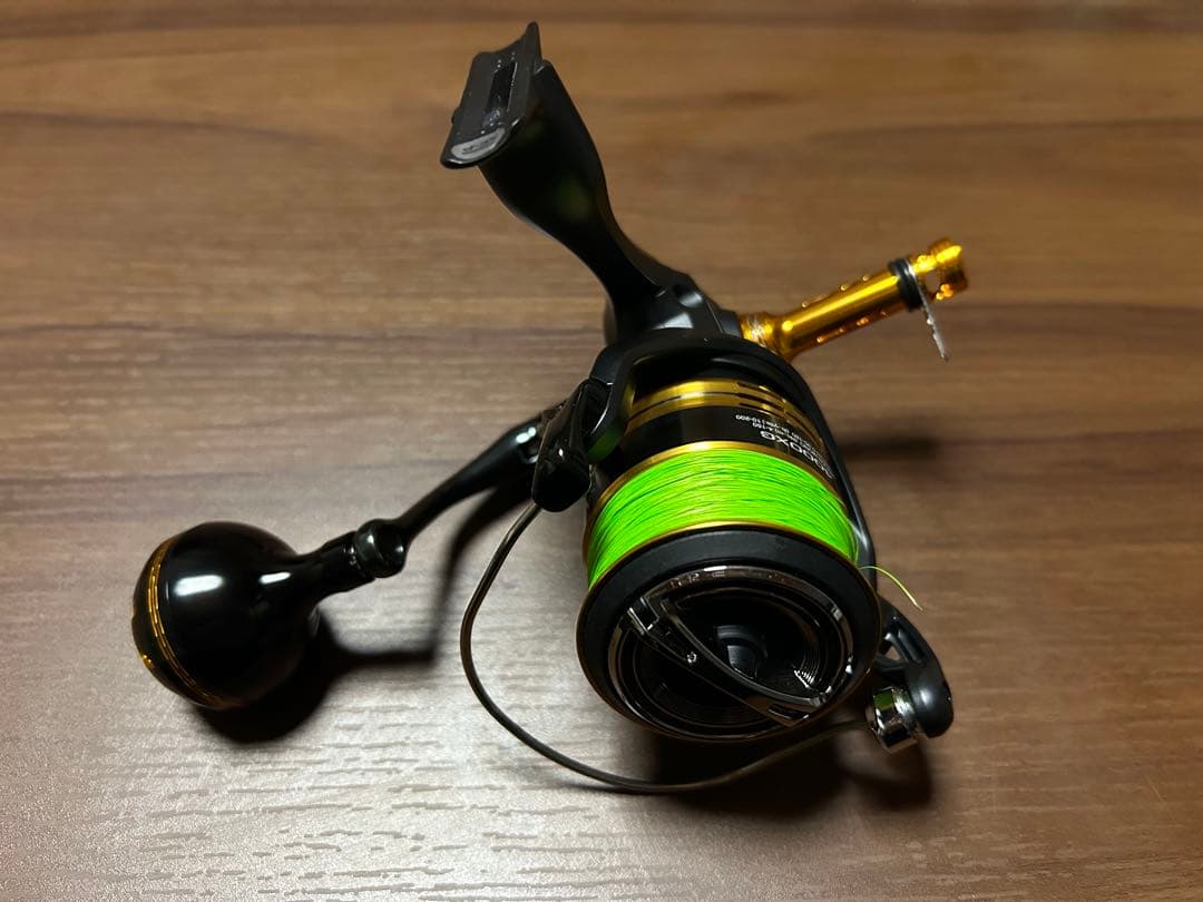 【美品】22サハラ 4000XG ゴメクサスリールスタンド、ハンドルノブ交換済