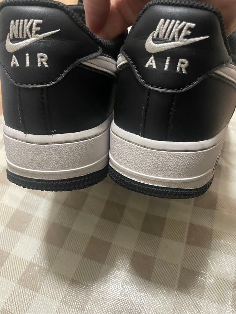 NIKE AIR FORCE 1 エアフォース1 07 黒×白