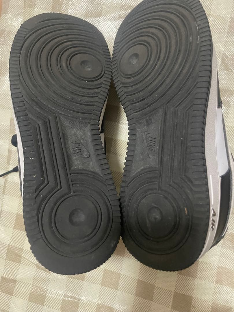 NIKE AIR FORCE 1 エアフォース1 07 黒×白