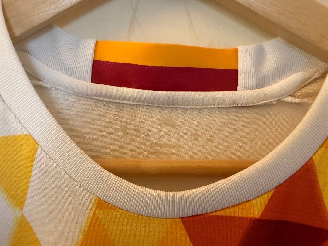 adidas スペイン代表　16/17 ユニフォーム シャツ　サッカー　レア