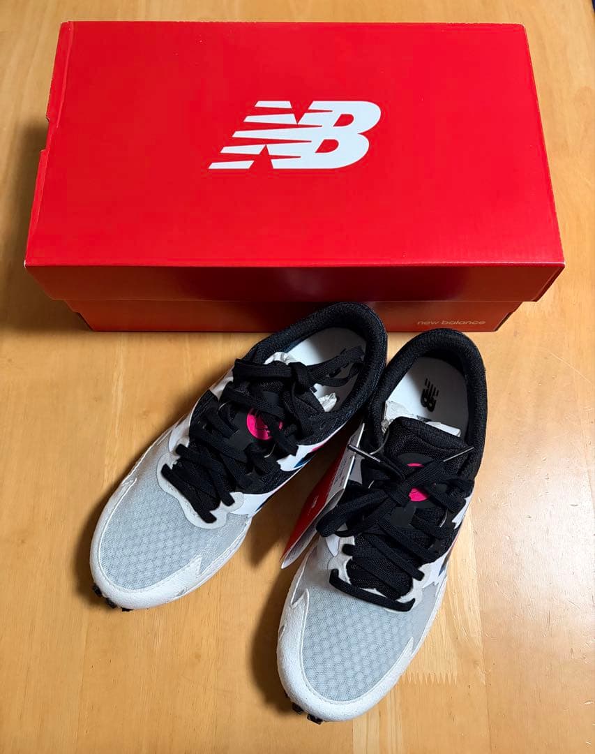 【新品】new balance ランニングシューズ　ハンゾー 23.5cm
