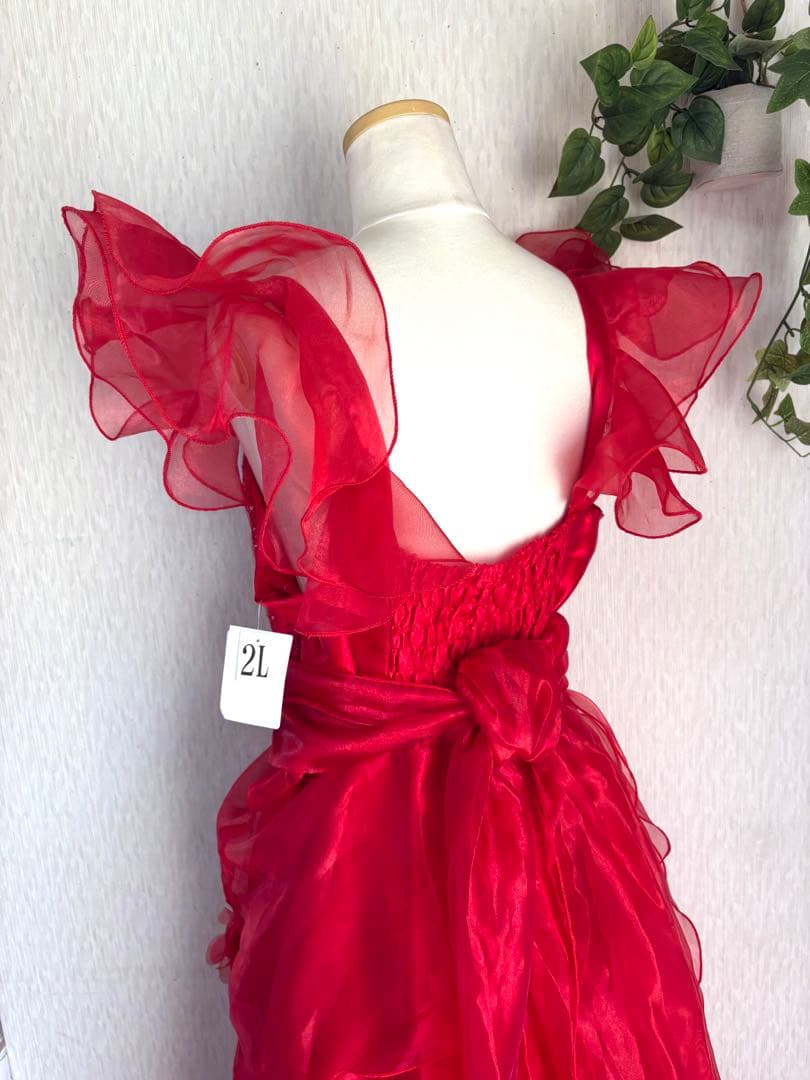赤いフリルのロングドレス 2L 新品