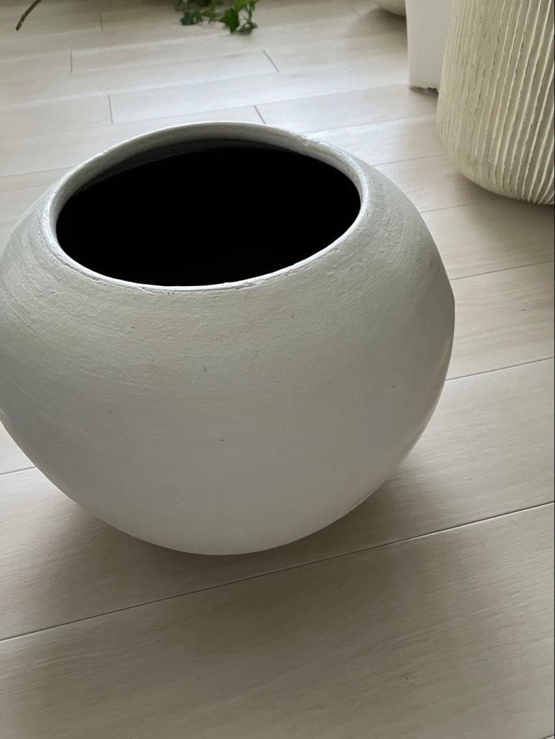 未使用❣️おしゃれ❣️大型プランター　底穴有り❣️鉢カバーホテルライク　観葉植物
