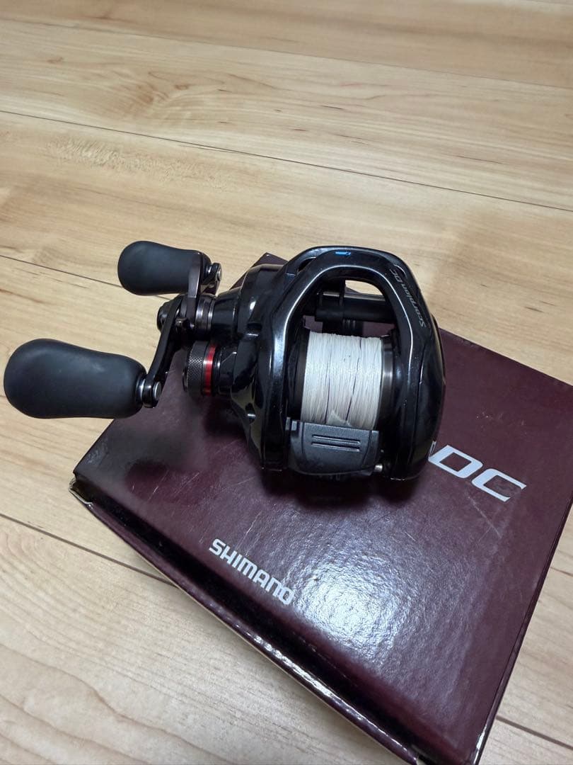 SHIMANO Scorpion DC 101 ベイトリール