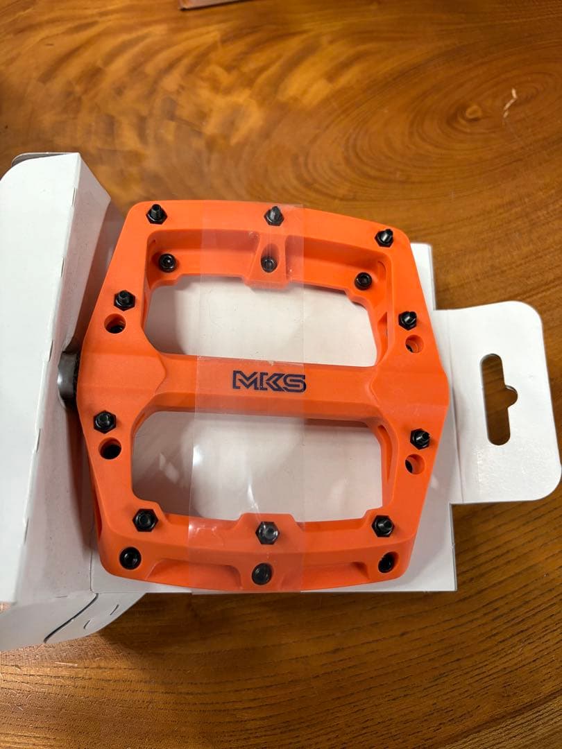 MKS ミカシマGAUSS フラットペダル オレンジ 新品未使用！