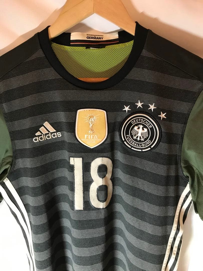 正規品adidasドイツ代表「18」クロース Mユニフォームパンツソックスセット