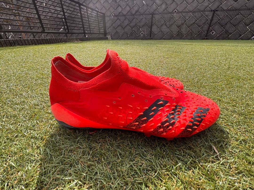 adidas プレデター フリーク